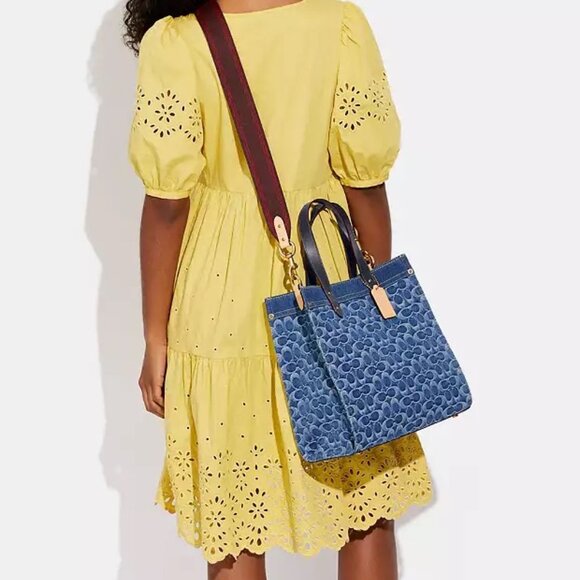 Coach Field Tote In Signature Denim - Picture 3 of 7
